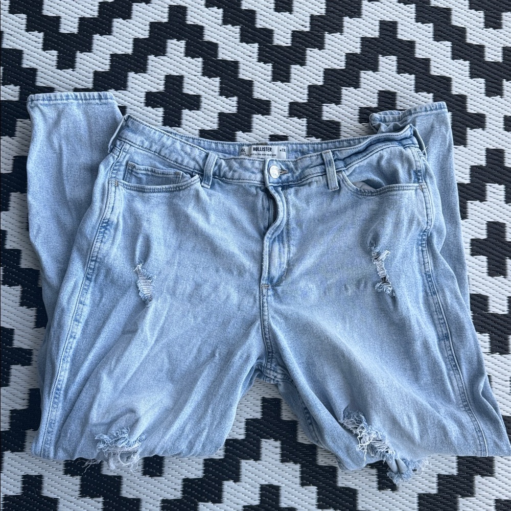 HOLLISTER “Curvy Ultra High Rise” Mom Jeans - 16L - Picture 7 of 15